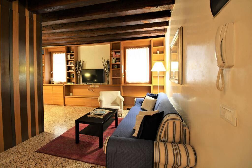 San Marco Charming Apartment With Canal View Venecia Exterior foto